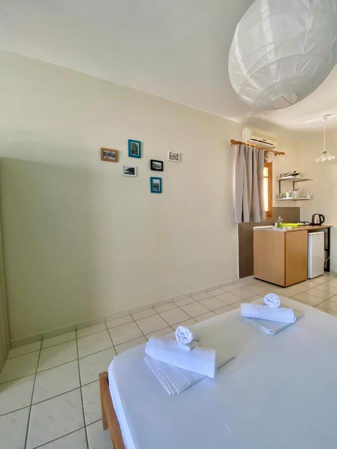 Egli Apartment สตาโลส ภายนอก รูปภาพ