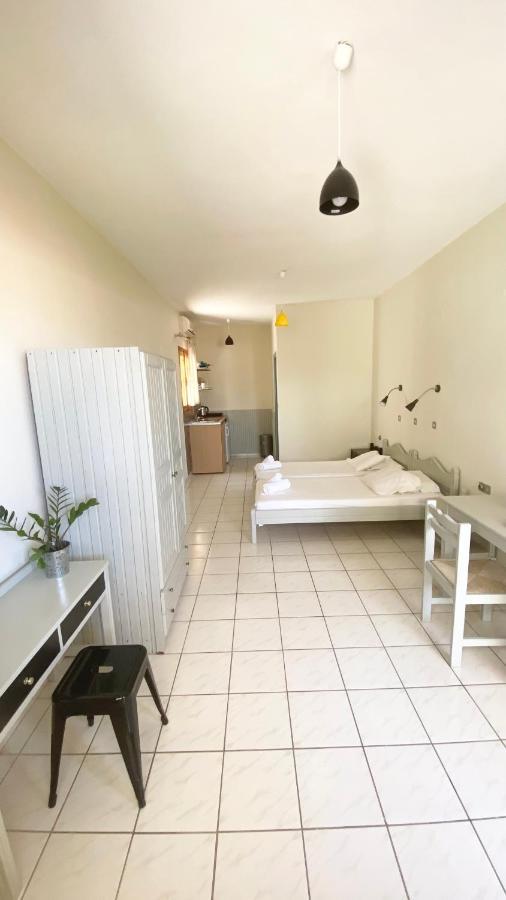 Egli Apartment สตาโลส ภายนอก รูปภาพ