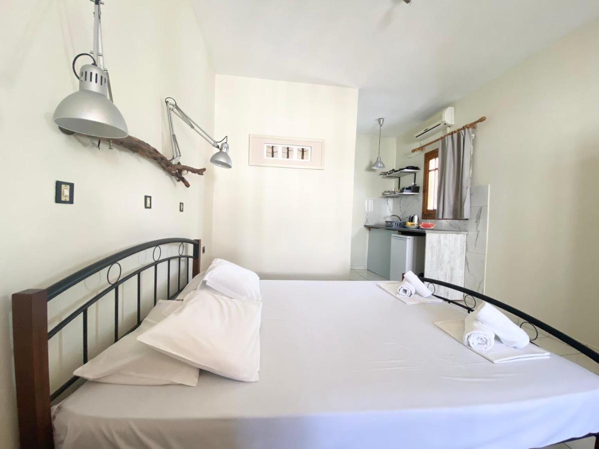 Egli Apartment สตาโลส ภายนอก รูปภาพ