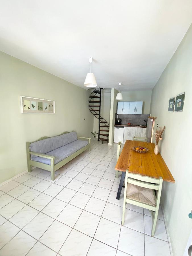 Egli Apartment สตาโลส ภายนอก รูปภาพ